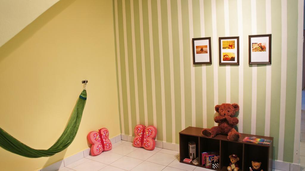 The Big Bear Home Malacca Room photo